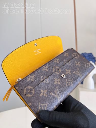 Emilie Louis Vuitton M82919