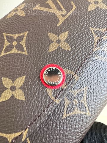 Emilie Louis Vuitton M82919.2