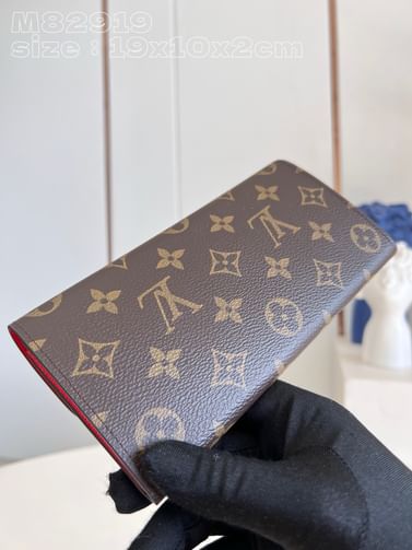 Emilie Louis Vuitton M82919.2