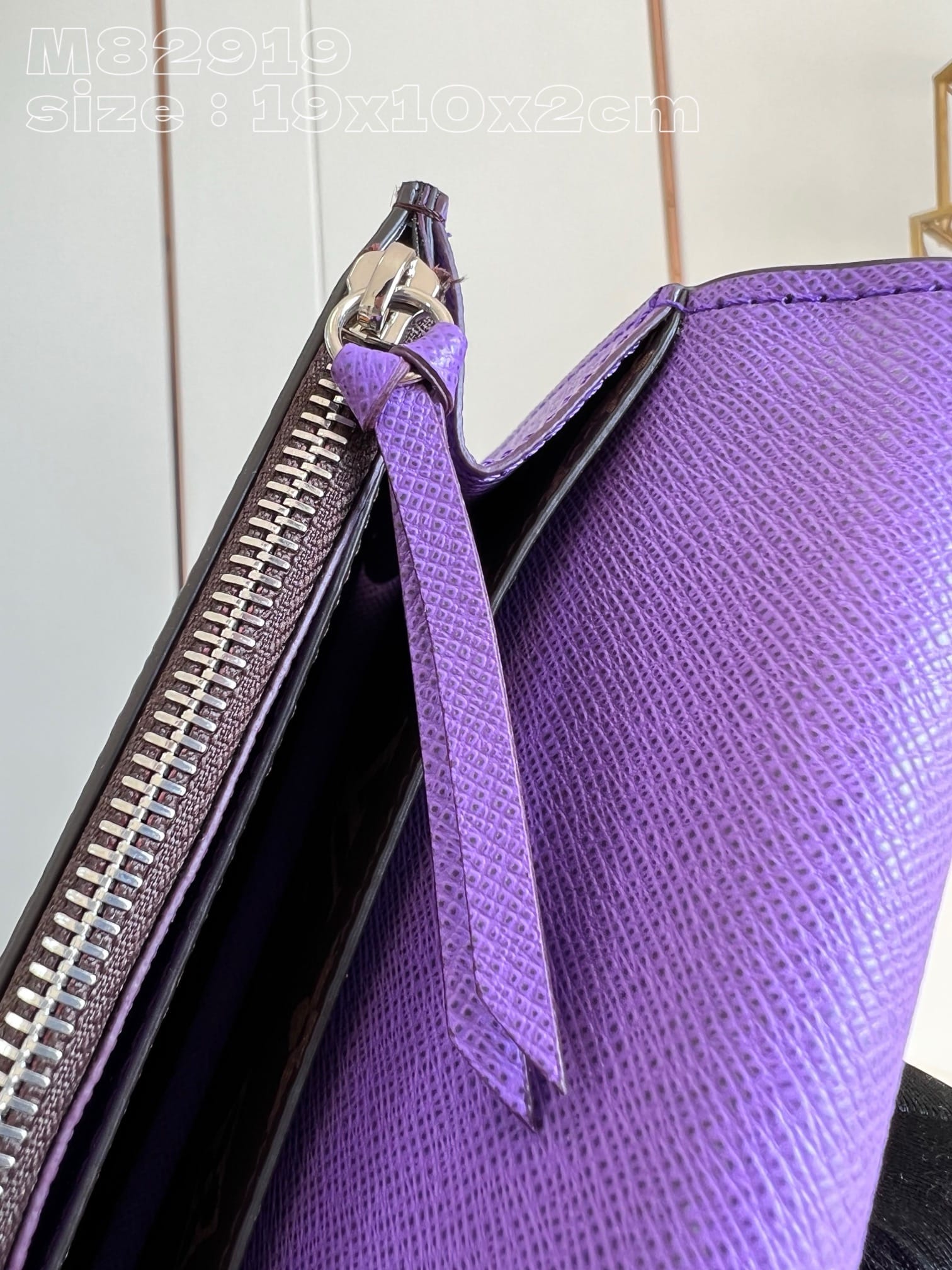 Emilie Louis Vuitton M82919.4