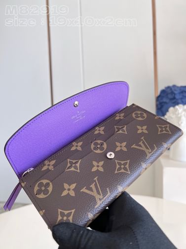 Emilie Louis Vuitton M82919.4