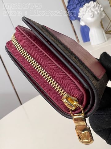 Lou Louis Vuitton M81875