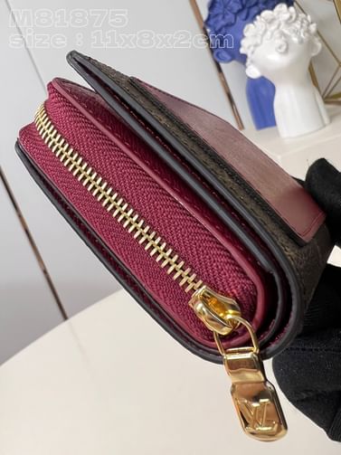 Lou Louis Vuitton M81875