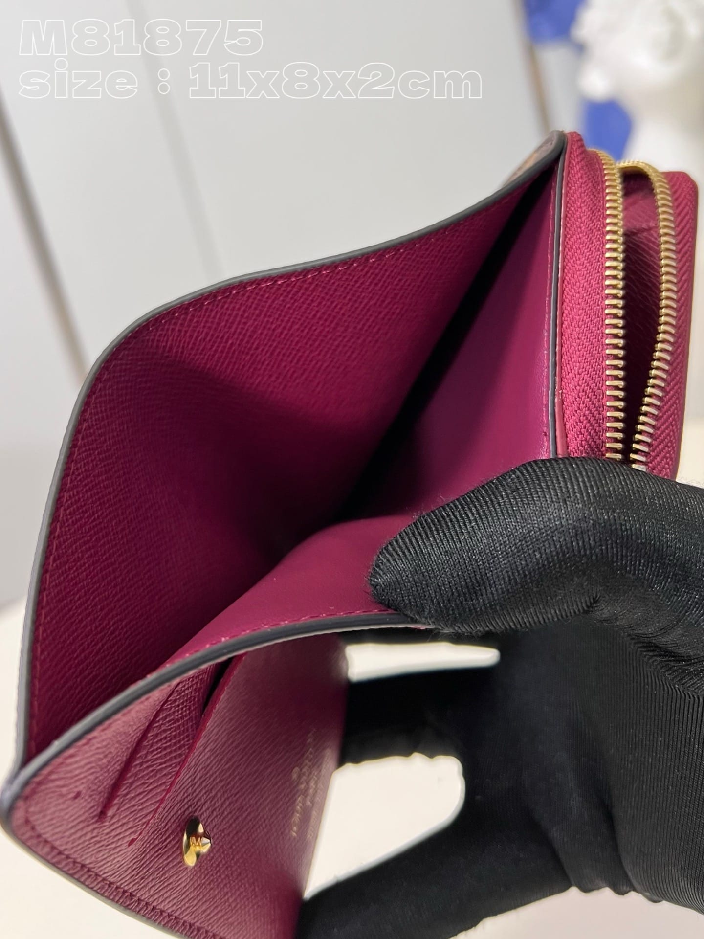 Lou Louis Vuitton M81875