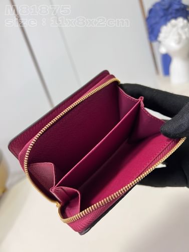 Lou Louis Vuitton M81875