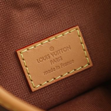 Fold me Louis Vuitton M80874