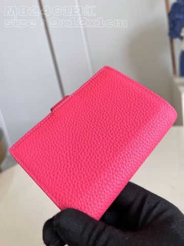 Capucines Louis Vuitton M82461