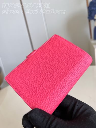 Capucines Louis Vuitton M82461