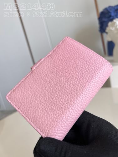 Capucines Louis Vuitton M82461.1