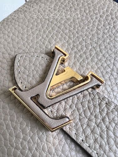 Capucines Louis Vuitton M82461.3