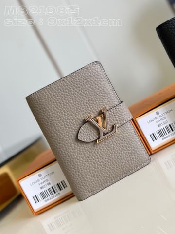 Capucines Louis Vuitton M82461.3