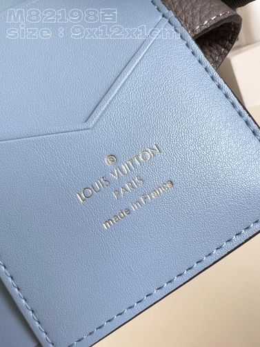 Capucines Louis Vuitton M82461.3