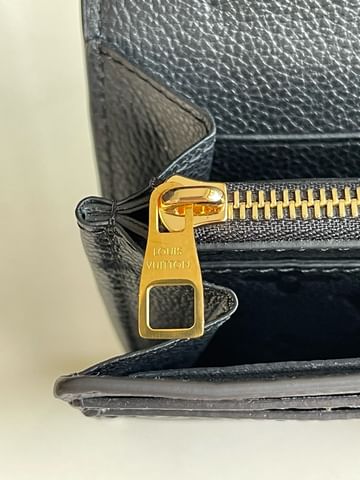 Pallas Louis Vuitton M62458