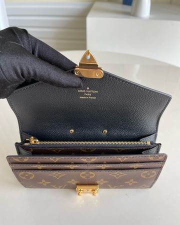 Pallas Louis Vuitton M58415