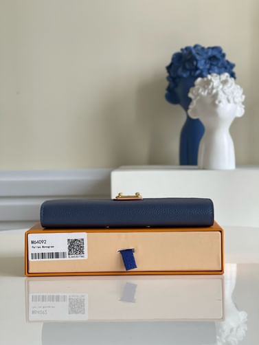 Pallas Louis Vuitton M64092