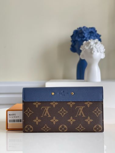 Pallas Louis Vuitton M64092