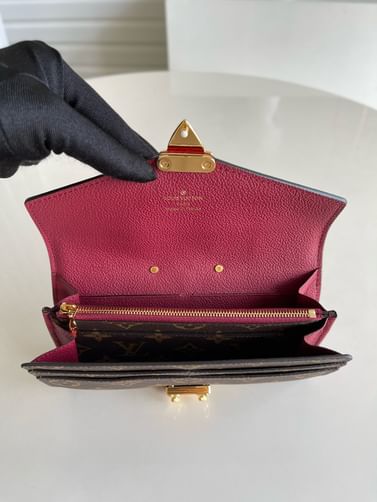 Pallas Louis Vuitton M58413