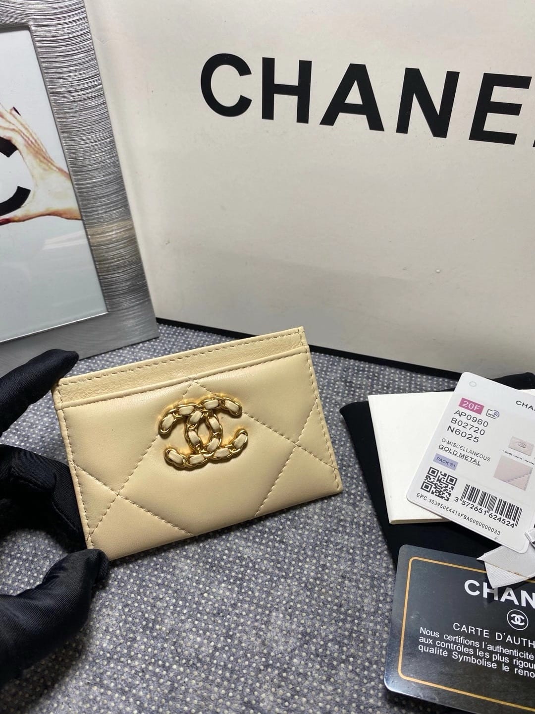 19K Chanel A0960.5