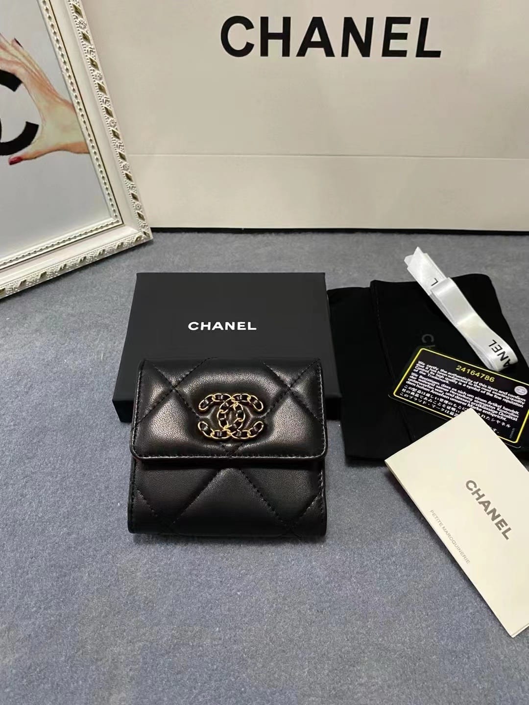 19K Chanel A0794