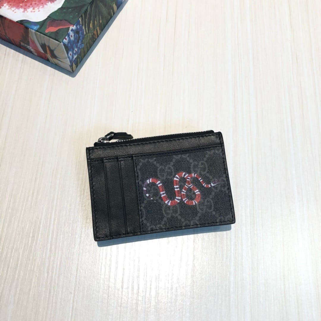 Cardholder Gucci 597555.1