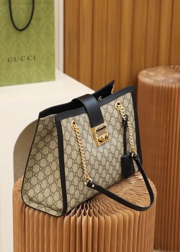 Padlock Gucci 479197