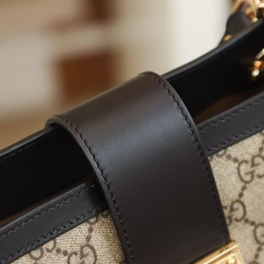 Padlock Gucci 479197