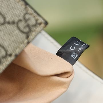 Padlock Gucci 409487.1