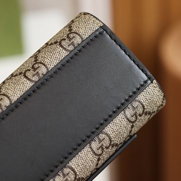 Padlock Gucci 409487