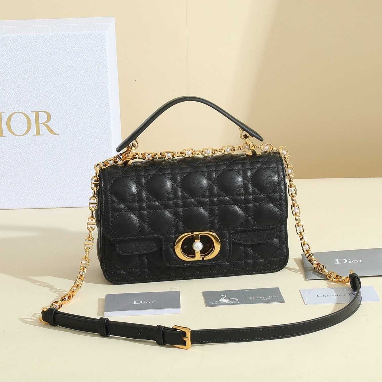 Jolie 22cm Dior M9271