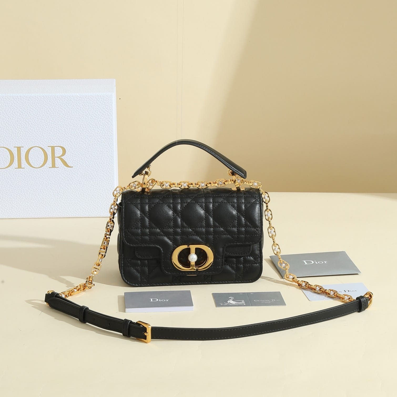 Jolie 19cm Dior M9272