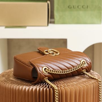 GG Marmont Gucci 443497