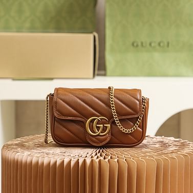 GG Marmont Gucci 476433.4