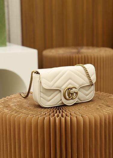 GG Marmont Gucci 476433.2