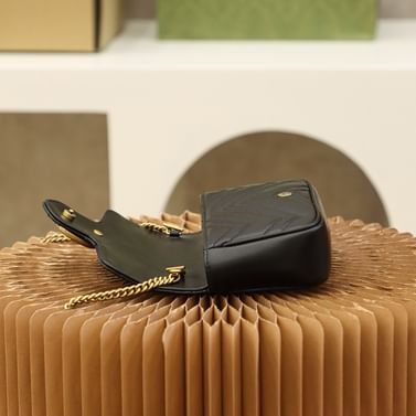 GG Marmont Gucci 476433