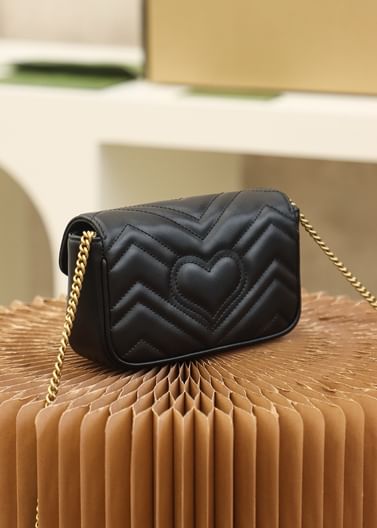 GG Marmont Gucci 476433