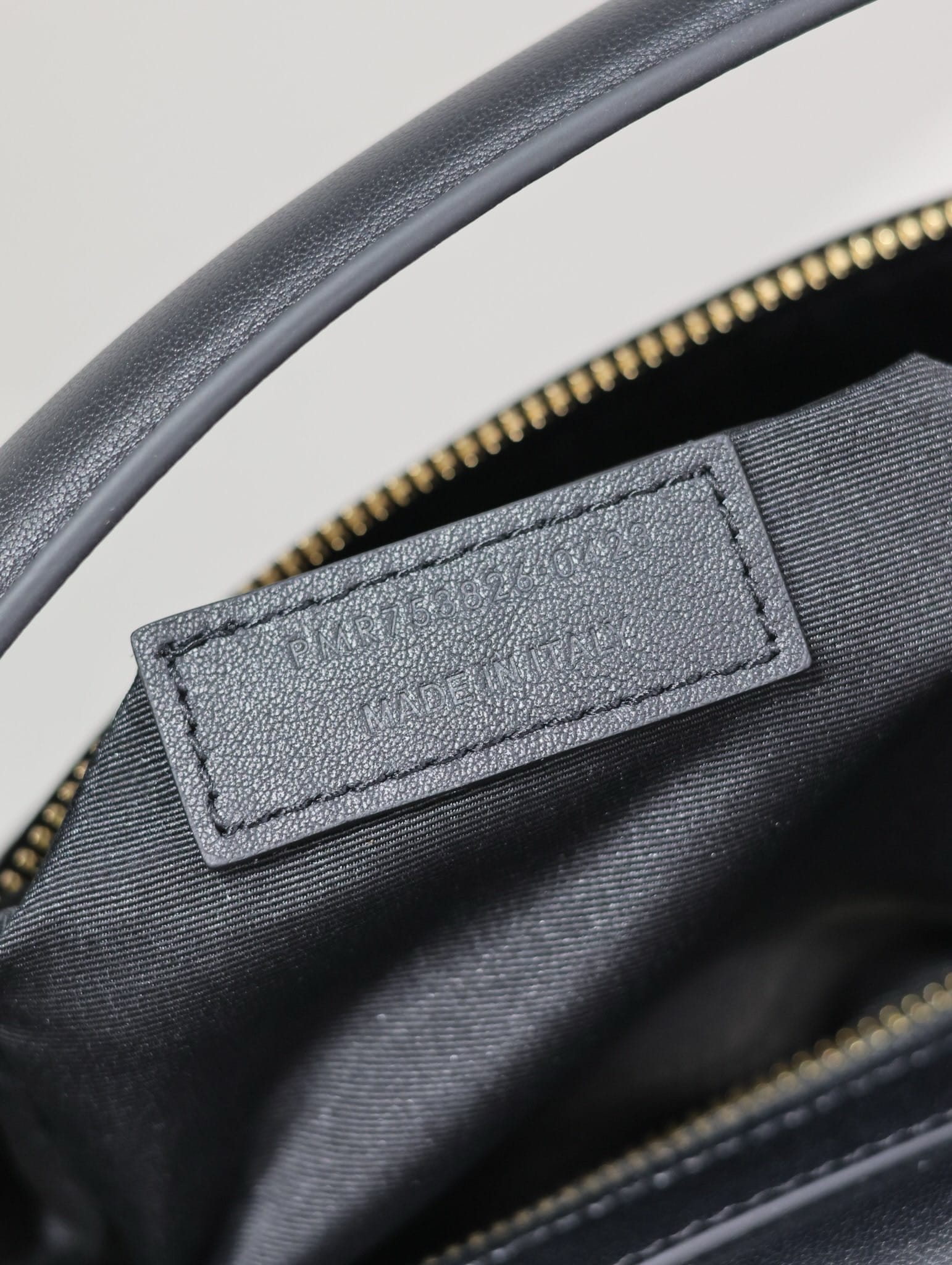 Camera Supple bag Saint Laurent 753826.1