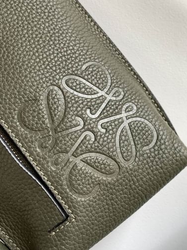 Vertical T Pocket Loewe 11039.1