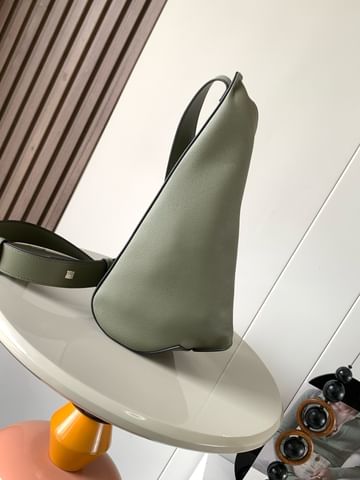 Anton Sling Loewe 9052.4