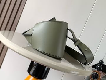 Anton Sling Loewe 9052.4