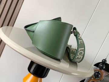 Anton Sling Loewe 9052.07