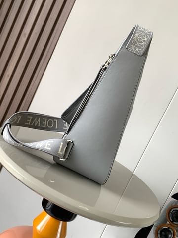 Anton Sling Loewe 9052.098