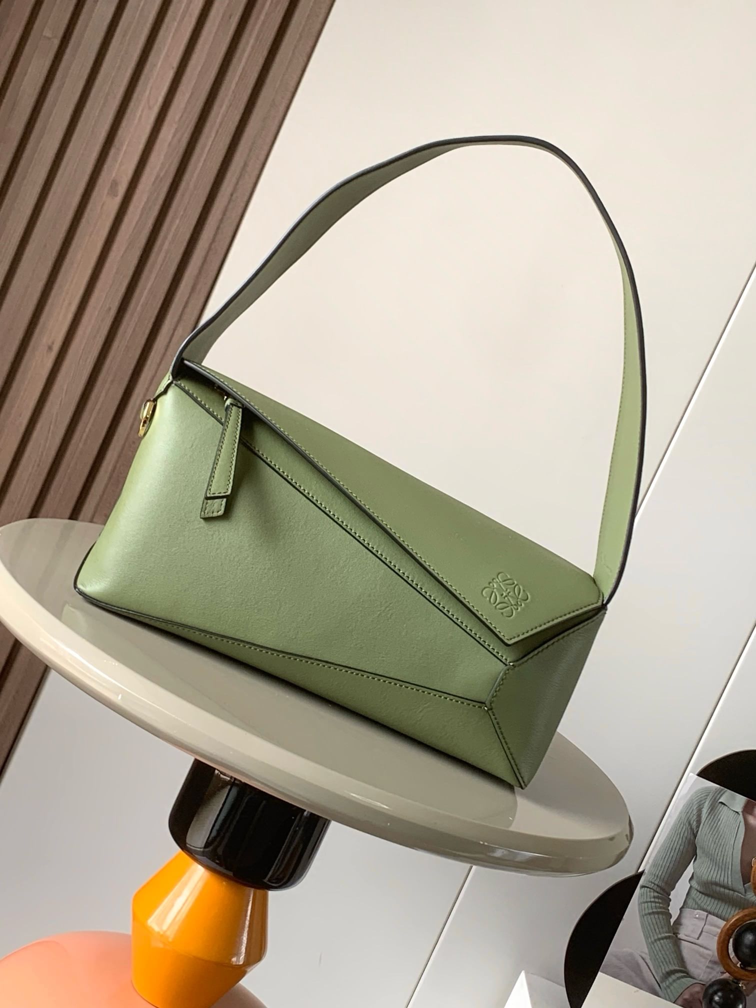 Puzzle Hobo Loewe 8018.2