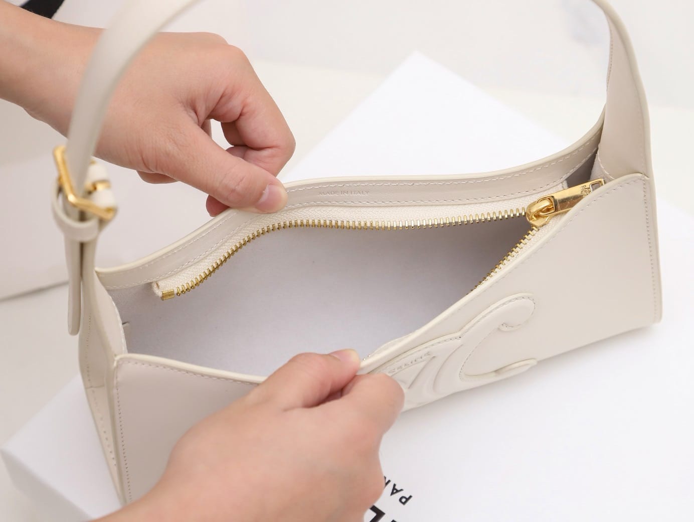 Cuir Triomphe Celine 198153.1