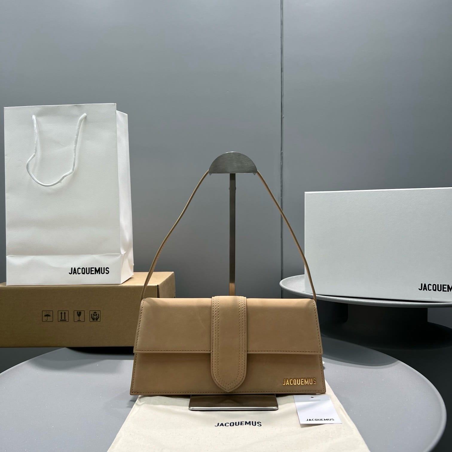 Le Bambino long Jacquemus 2036.7