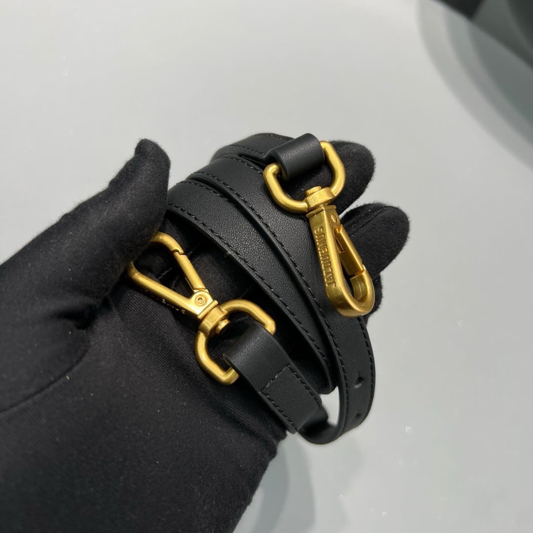 Le Chiquito noeud Jacquemus 2023.2