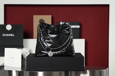 22 Bag Chanel Silver 35cm