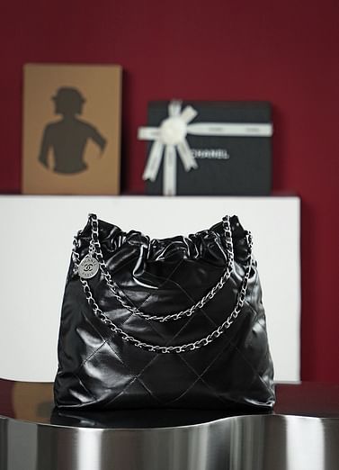 22 Bag Chanel Silver 38cm