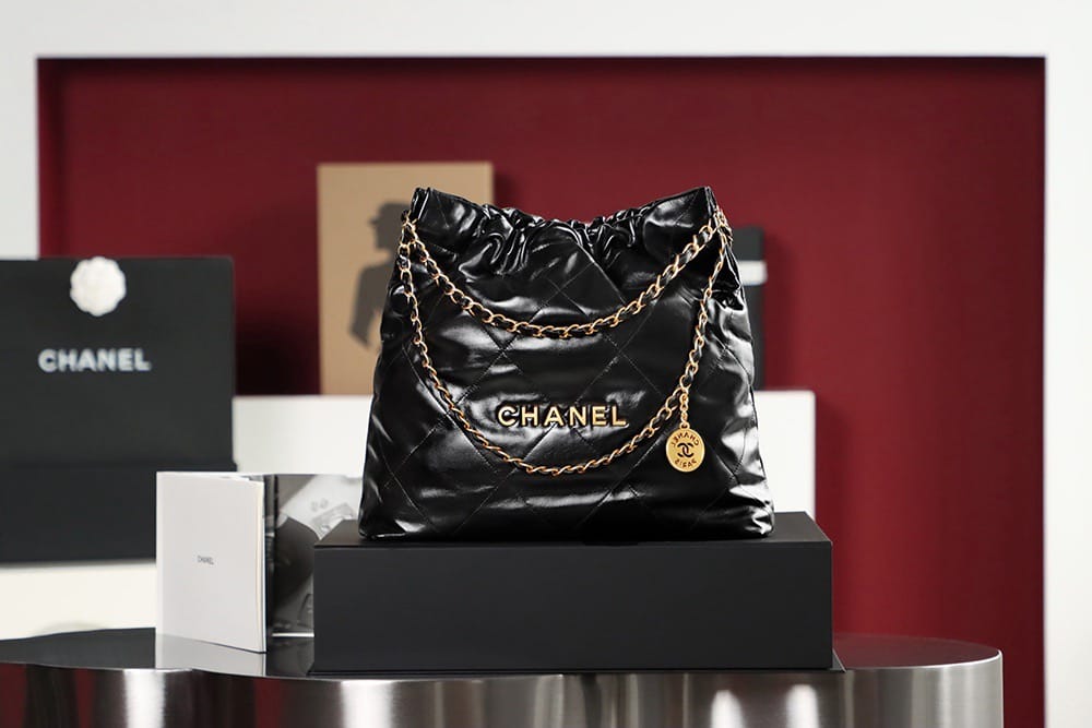 22 Bag Chanel Gold 38cm
