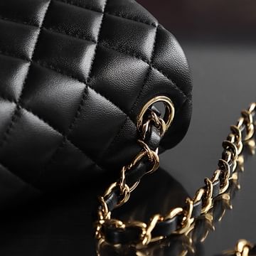 Classic Flap Gold 17cm Chanel 1115.3