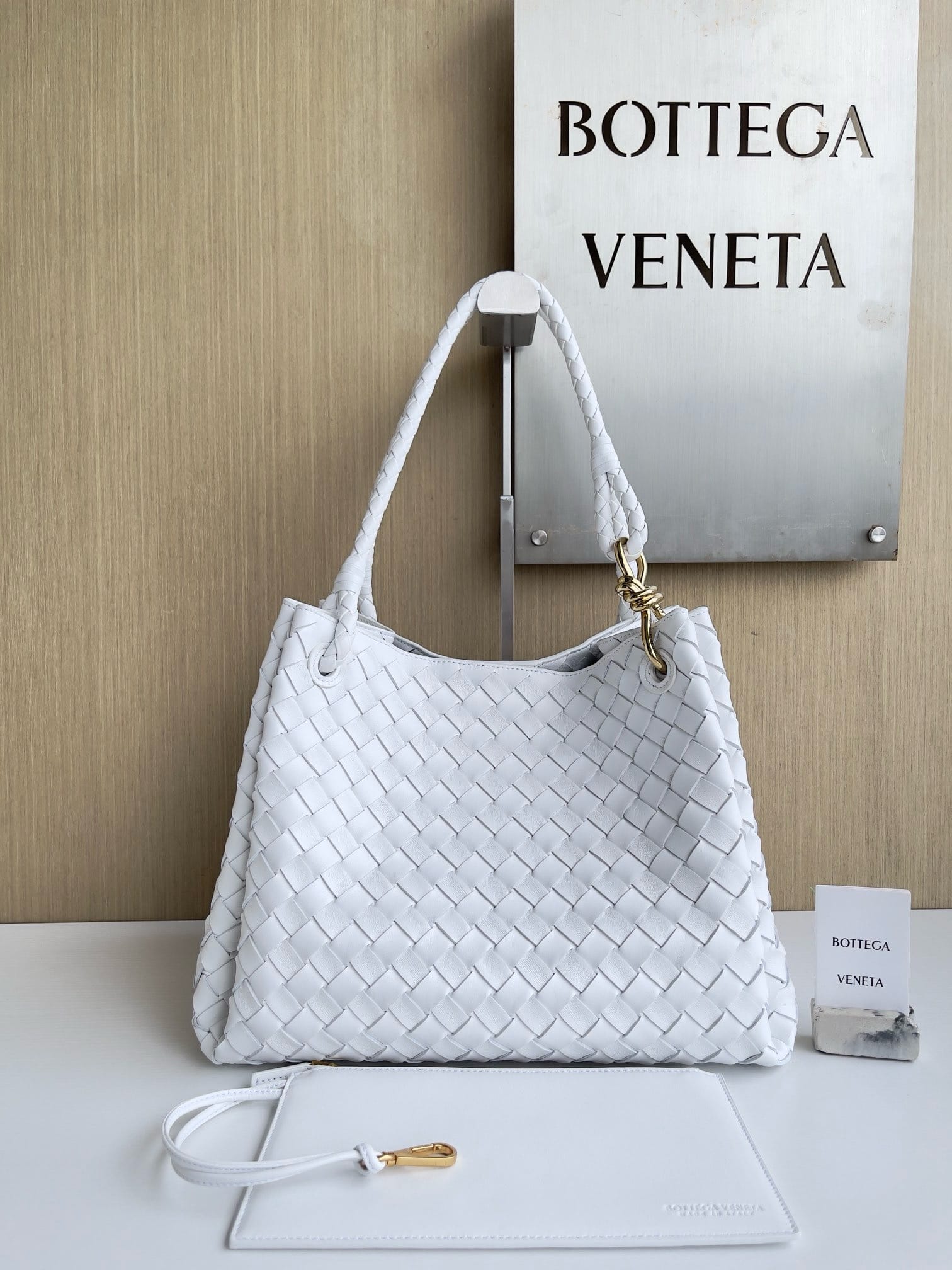 Parachute 30cm Bottega Veneta 796571.1